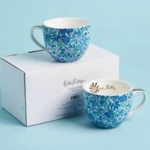NEW LILY PULITZER SET OF 2 MUGS